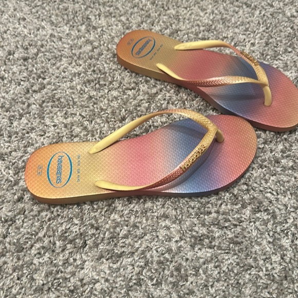Havaianas Women Slim Gradient Sunset Flip Flop - Picture 2 of 4